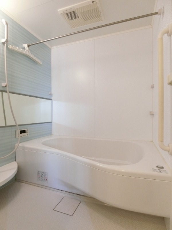 バス・シャワールーム　図面と現状に相違がある場合には現状を優先