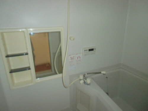 バス・シャワールーム　浴室ミラー