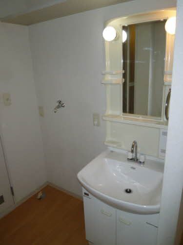 洗面設備　洗面化粧台