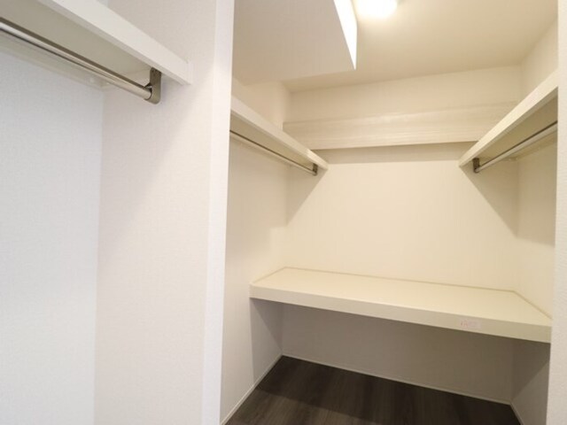 収納　ウォークインクローゼット