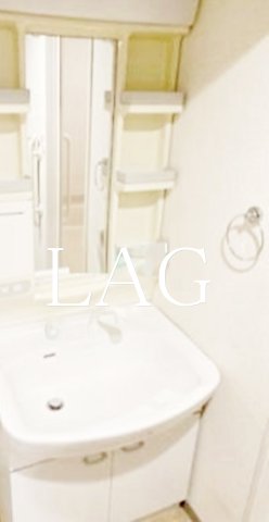 洗面設備　洗面台です。