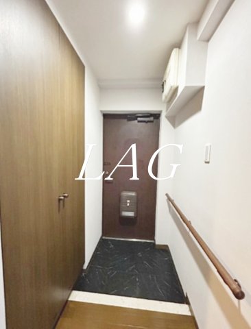 玄関　玄関です。