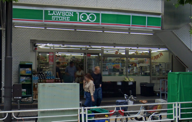 コンビニ　ローソンストア100 LS伊勢佐木長者町店（コンビニ）まで369m