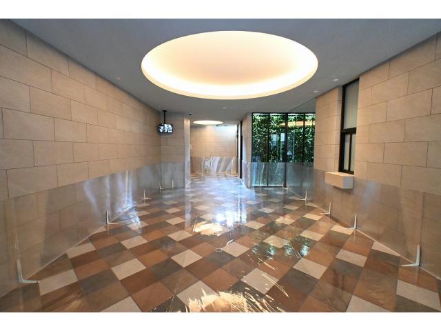 エントランス　エントランス部分