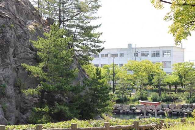 中学校　井口中学校（中学校）まで260m