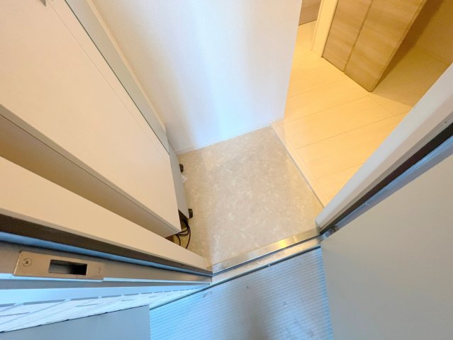 玄関　玄関が大きいと、とても解放感があります。