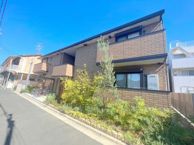 建物外観　綺麗な外観の素敵なお部屋があなたを待っています。