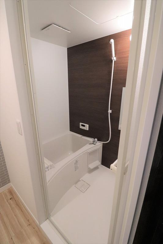 バス・シャワールーム　浴室