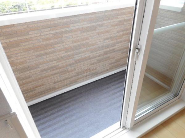 バルコニー　南向きバルコニー！