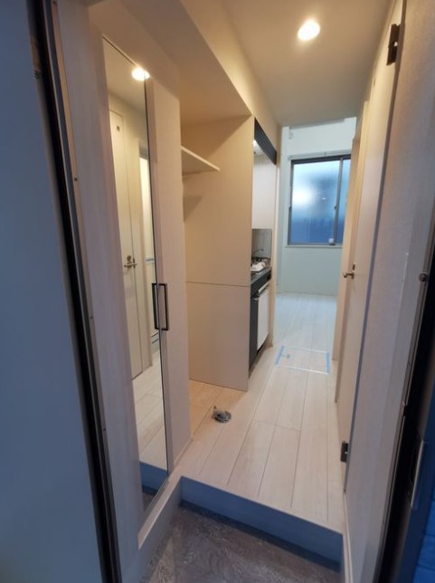 玄関　インターネット無料