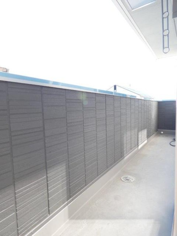 バルコニー　図面と現状に相違がある場合には現状を優先