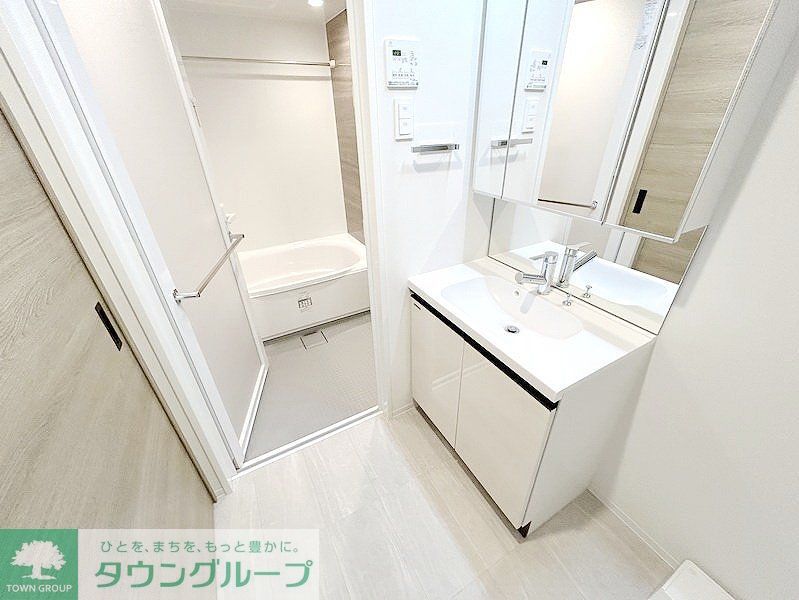 洗面設備　お部屋探しは株式会社　タウンハウジング　までお気軽にお問合…