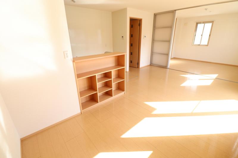 居室・リビング　リビング14帖