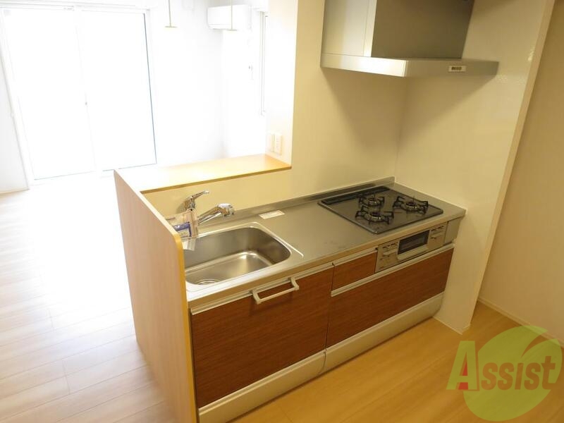 キッチン　清潔感のある白いキッチンお料理も楽しくなります。