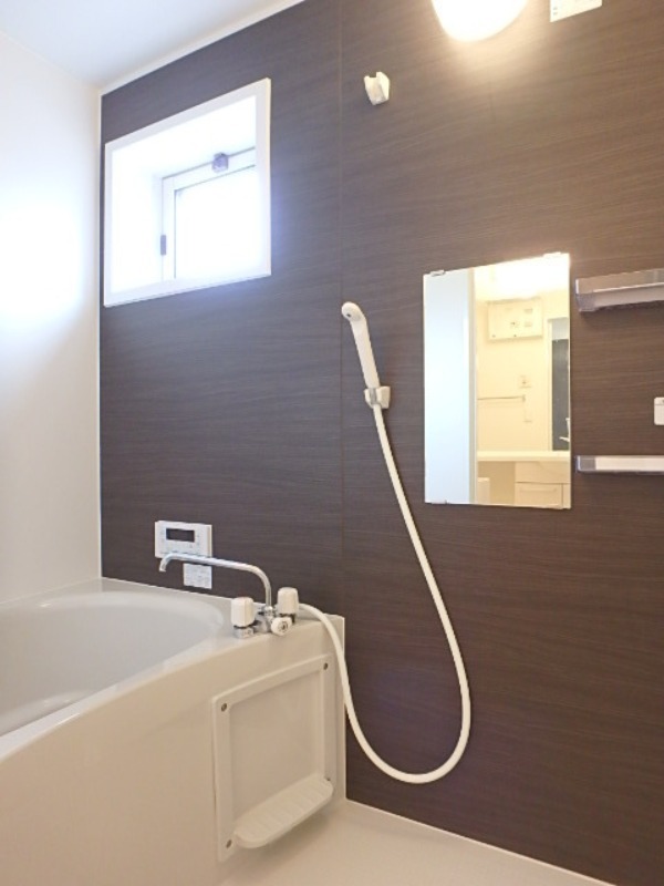 バス・シャワールーム　図面と現状に相違がある場合には現状を優先