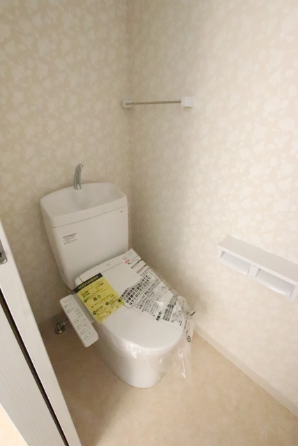 トイレ　★洗浄機能付便座で快適さのお手伝い★