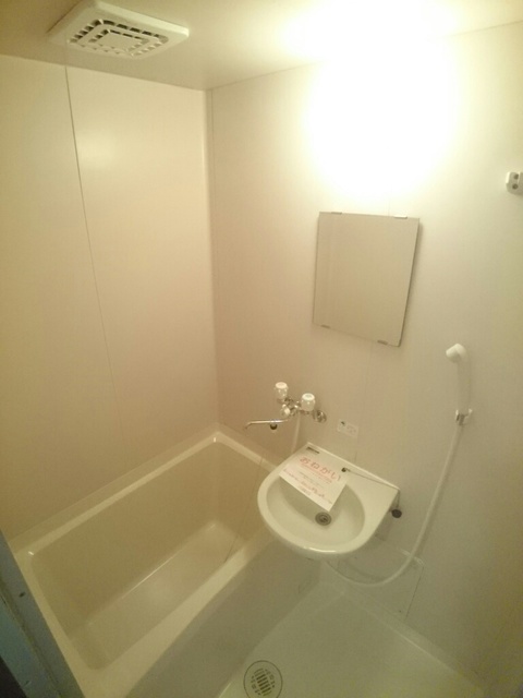 バス・シャワールーム　バス