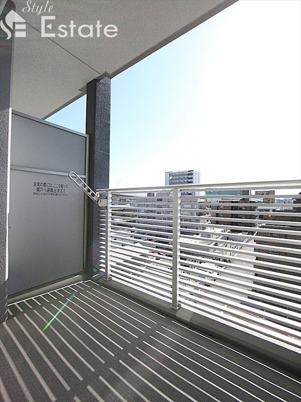 バルコニー　バルコニー