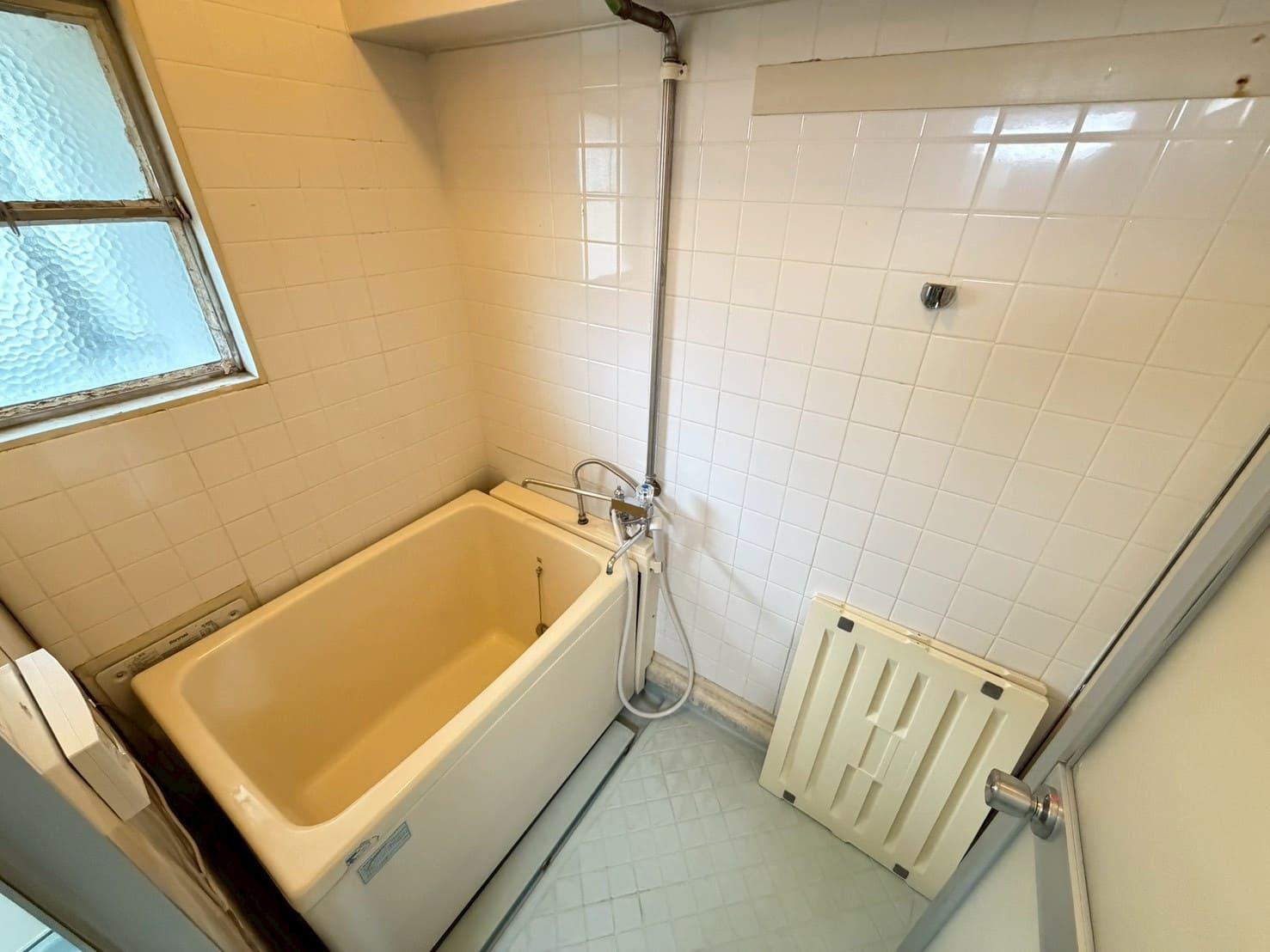 バス・シャワールーム　バス