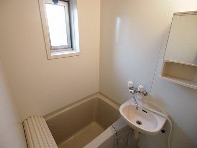 バス・シャワールーム　☆ゆったりくつろげるお風呂☆