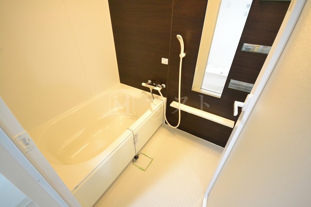 バス・シャワールーム　別部屋参考写真