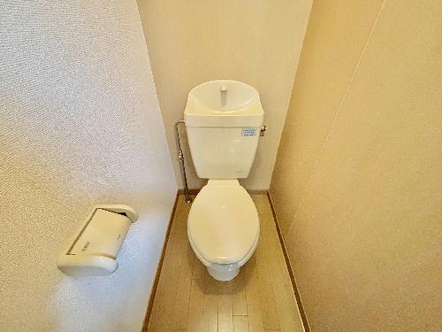 トイレ　設備・仕様は号室により異なる為、現況を優先いたします。