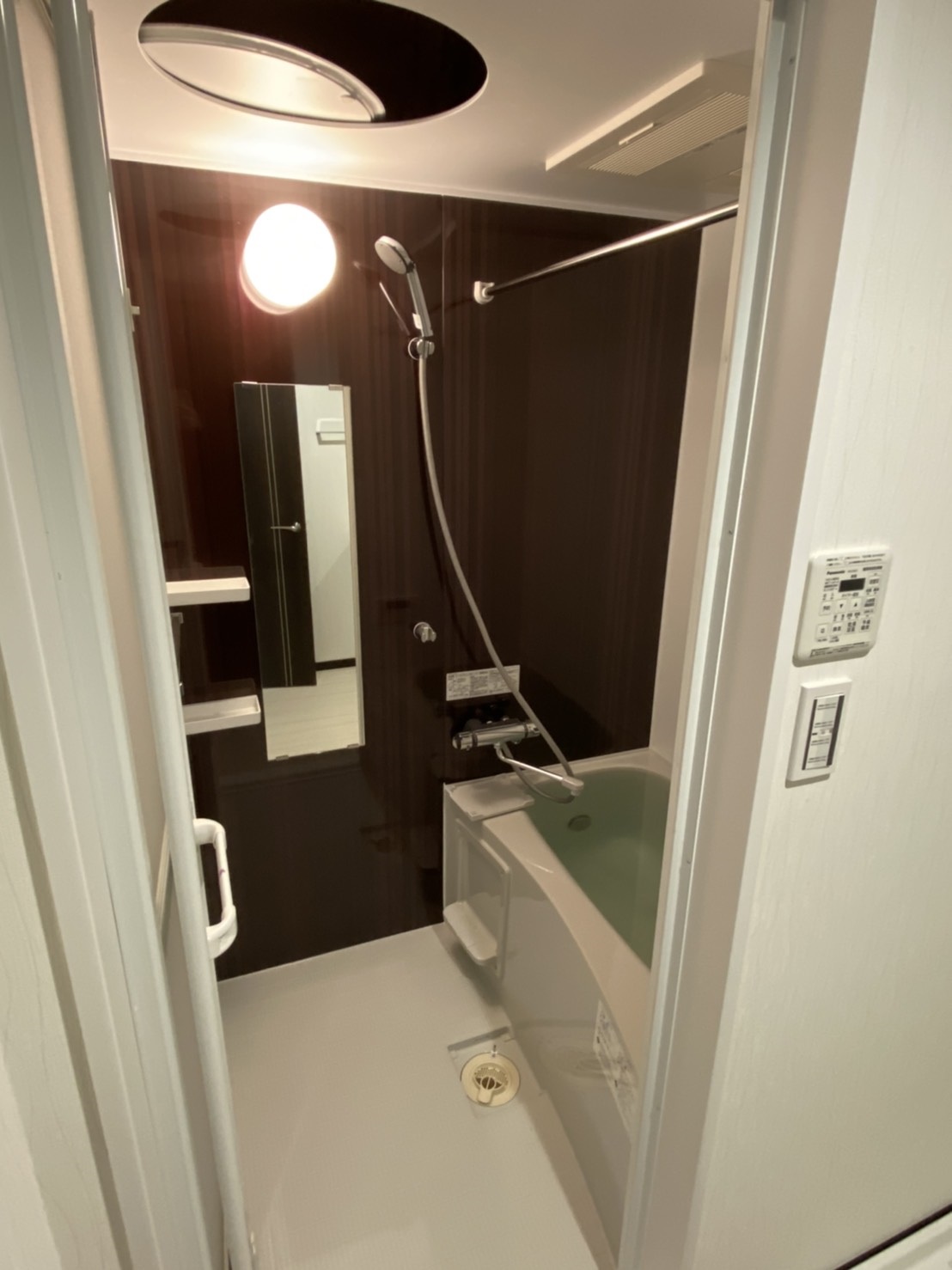 バス・シャワールーム