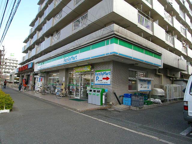 コンビニ　ファミリーマート 浦和根岸店（コンビニ）まで406m
