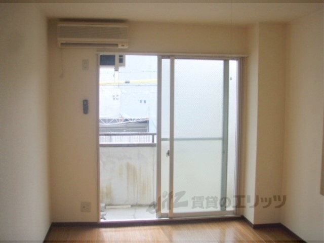 居室・リビング　居室