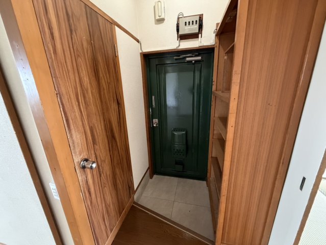 玄関　シンプルで使いやすい玄関です