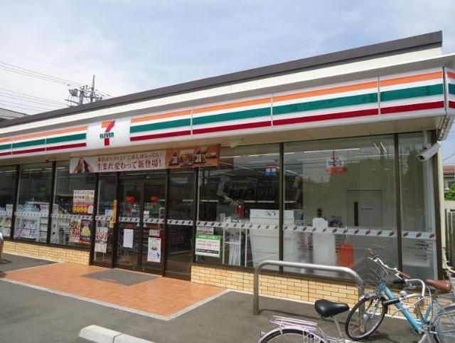 コンビニ　セブンイレブン三鷹牟礼6丁目店（コンビニ）まで732m
