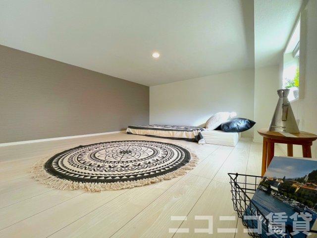 その他部屋・スペース　広いロフトは寝室や収納に活用できます。※同型タイプの参考写真