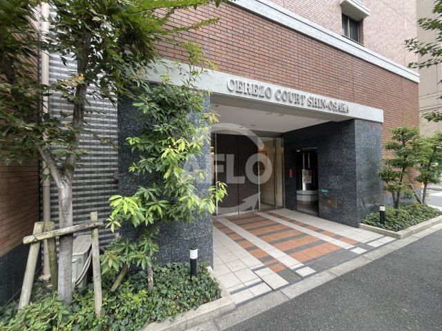 エントランス　セレッソコート新大阪　エントランス