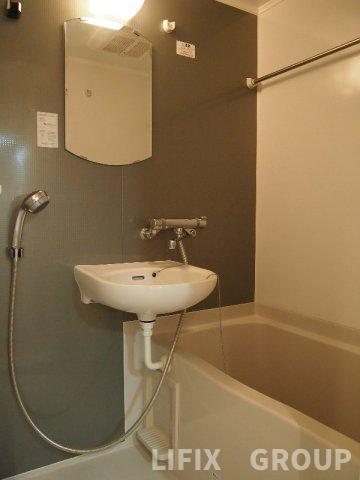 バス・シャワールーム　風呂