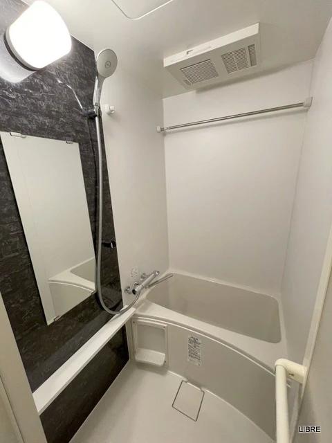 バス・シャワールーム　浴室乾燥機完備！