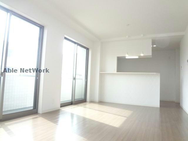 居室・リビング　※同型・現況優先