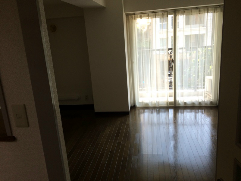 居室・リビング　別号室参考写真