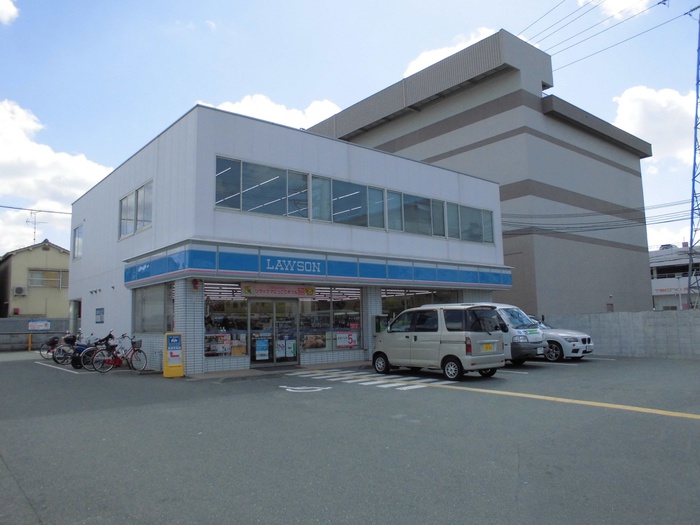 コンビニ　ローソン（コンビニ）まで1200m