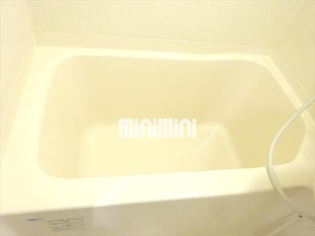 バス・シャワールーム　ゆっくりと疲れを癒しましょう。