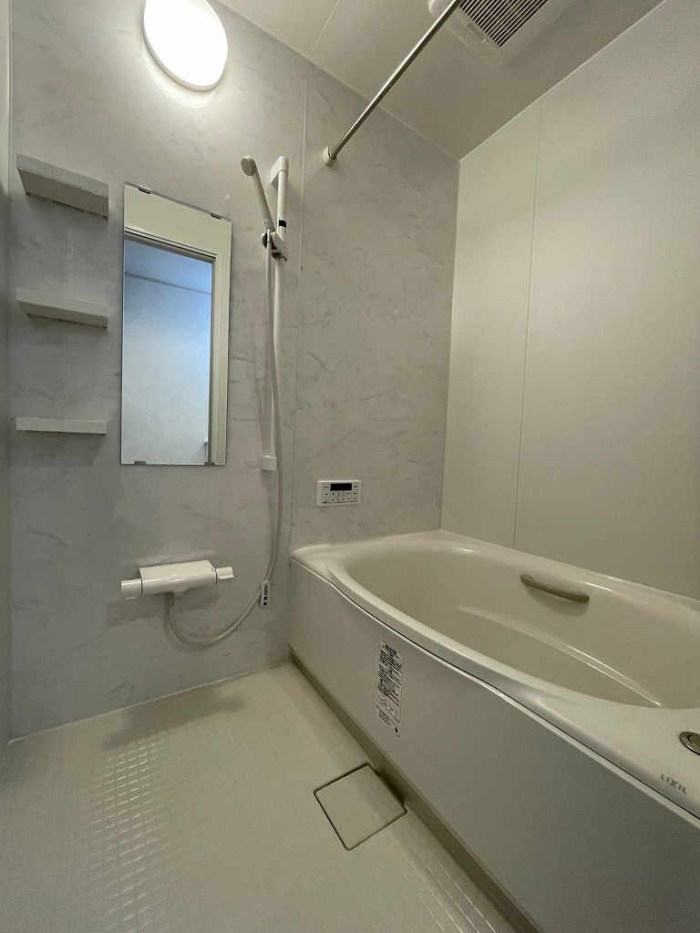 バス・シャワールーム