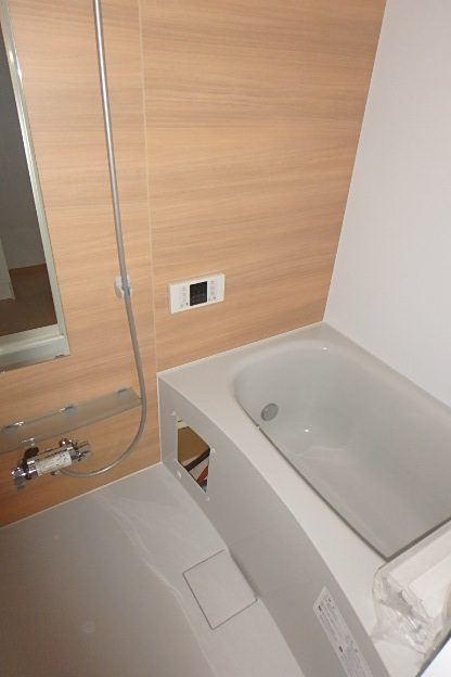 バス・シャワールーム　バストイレ別です