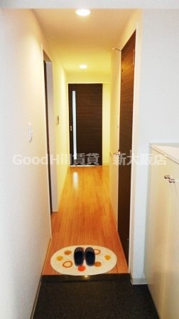 玄関　アミュゼ新大阪