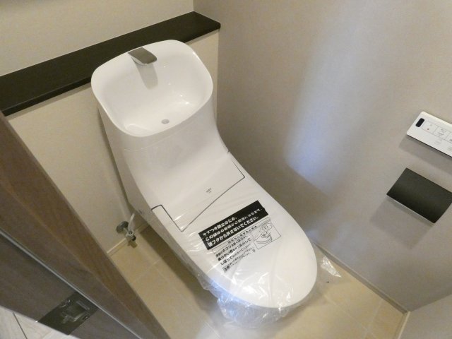 トイレ　トイレ