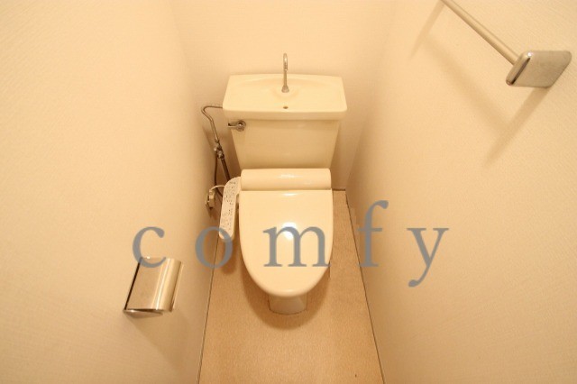 トイレ　ウォシュレット付きトイレ