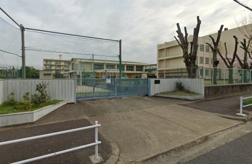 小学校　名古屋市立森孝東小学校（小学校）まで877m