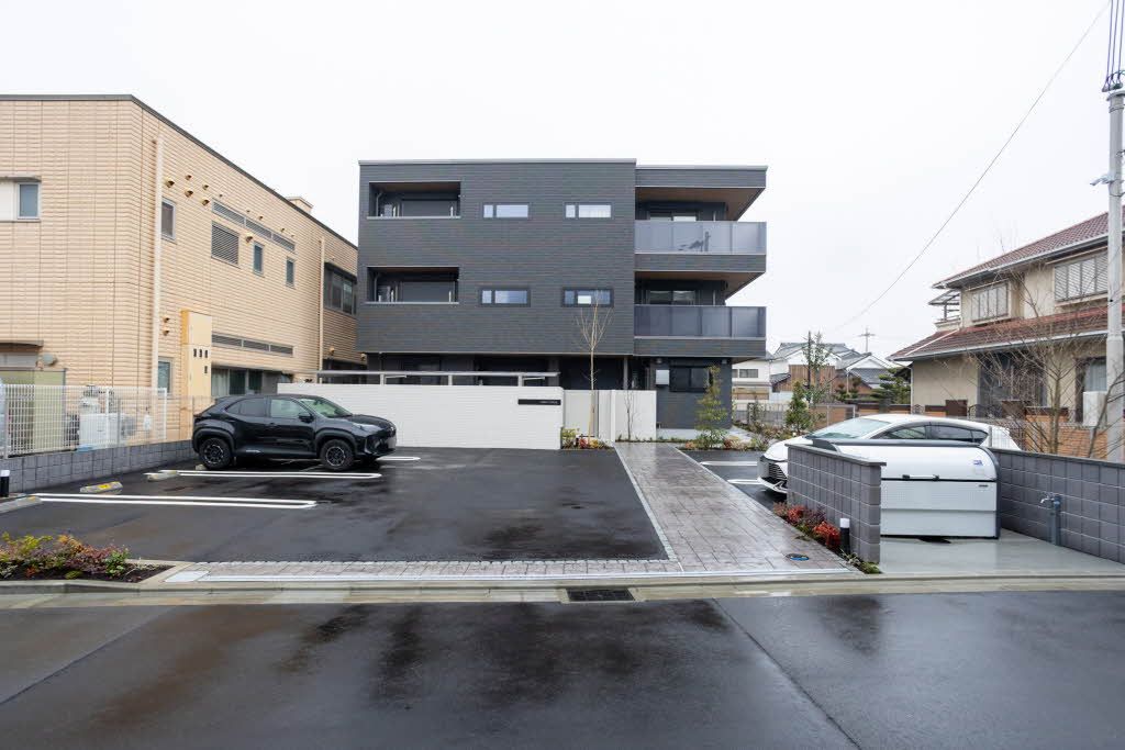 建物外観　積水ハウスの賃貸住宅「シャーメゾン」