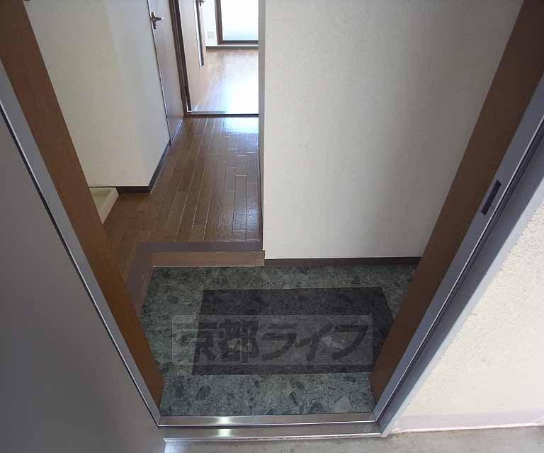 玄関　玄関です。