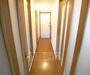 その他部屋・スペース　お部屋から見た廊下です