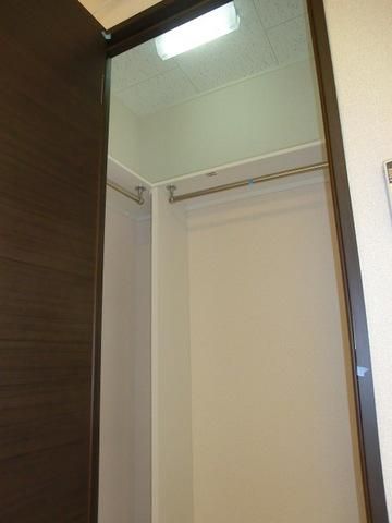 収納　大きな機能クローゼット付き