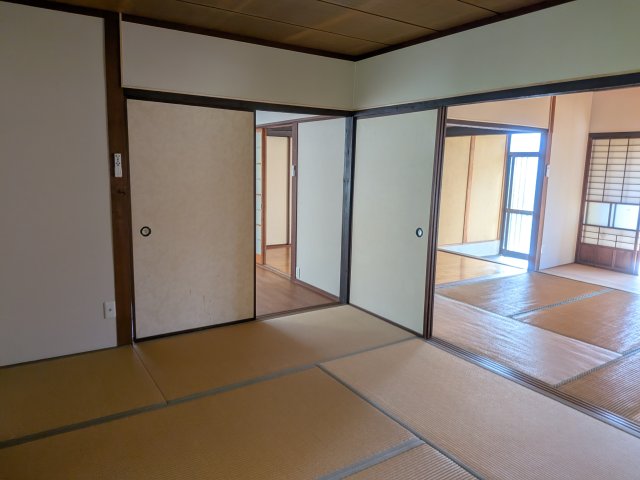 ＪＲ山口線 宮野駅 徒歩9分 1階建 築127年の居間写真